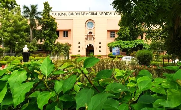 img-20251221-wa00102158039923092814765